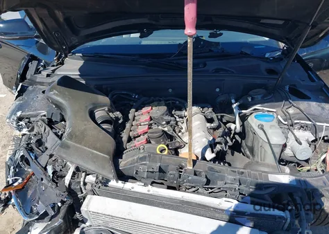 2014 Audi A4 2.0T Premium из США, поврежденный, VIN WAUFFAFL2EN016630